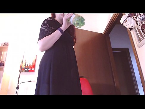 ❤️ Një skllav i nënshtruar që i pëlqejnë brekët e pista dhe të shijshme detyrohet të masturbojë pasi shikon këtë video! ❌ Seks në pornografi sq.pornsos-com.ru ❌️